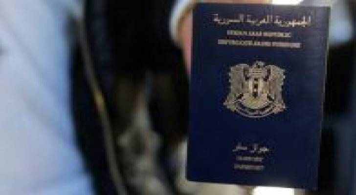 داعش الارهابي يصدر جوازات سفر مزورة لا تختلف عن الأصلية