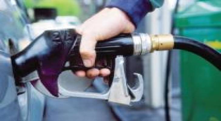 ترجيح خفض أسعار المحروقات من 8 - 15 %