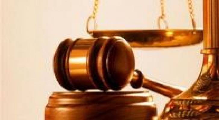 براءة ثمانيني من تهمة هتك عرض طفلتين .. تفاصيل