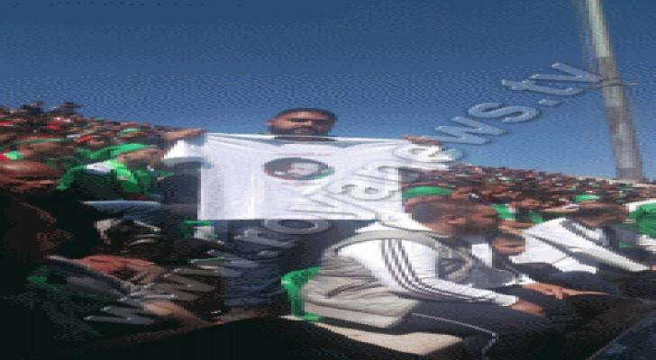 الشهيد الزيود حاضرا في مباراة الوحدات والفيصلي .. صور
