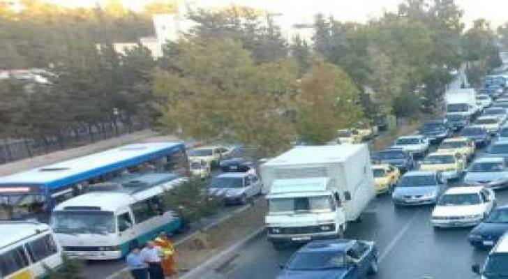 الحركة المرورية على دوار المدينة الرياضية .. تفاصيل