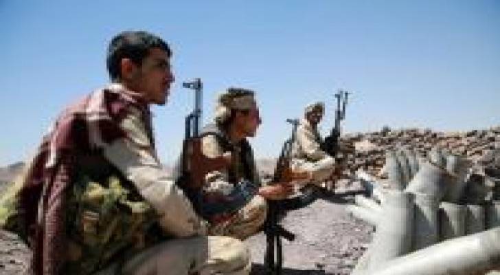 مواجهات بالجوف وقصف مواقع الحوثيين بساحل المخا