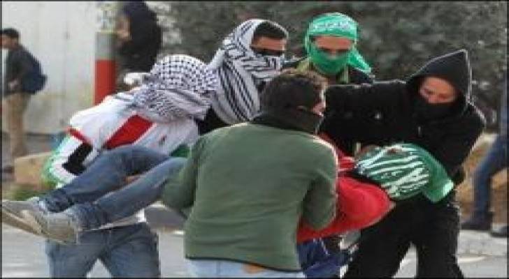 إصابة فلسطيني بجروح خطيرة بمواجهات مع الاحتلال قرب رام الله