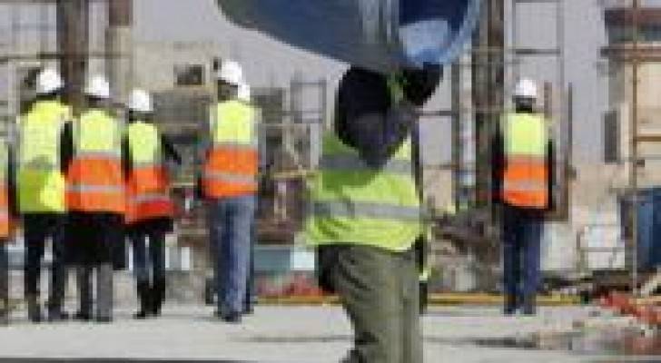 العملة السورية تهوي بعد الانسحاب الروسي من سوريا