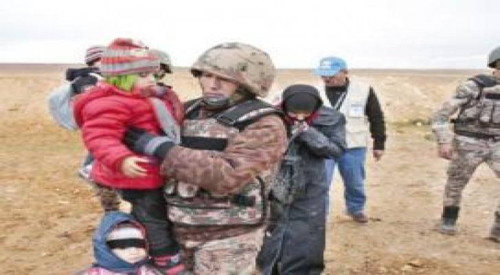 حرس الحدود تستقبل 296 لاجئا سوريا