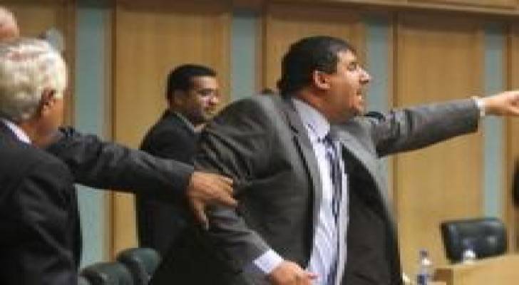النائب السعود: النواب هزازين ذنب.. تفاصيل