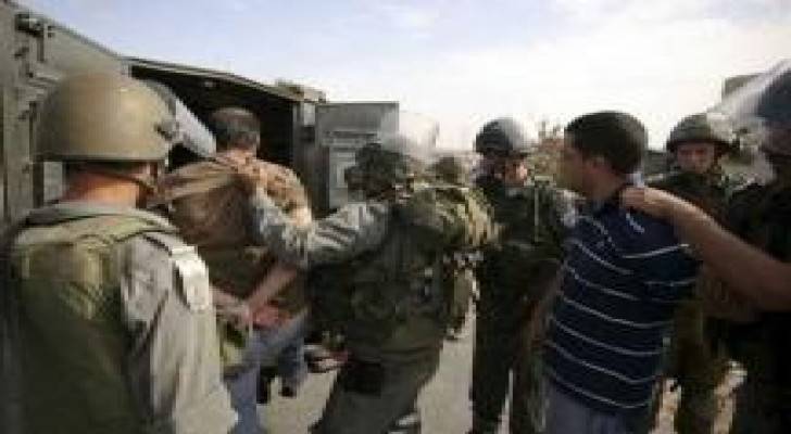 قوات الاحتلال تعتقل 16 فلسطينيا