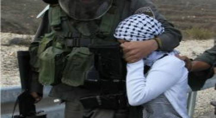 الاحتلال الاسرائيلي يعتقل فتاة فلسطينية بالقدس بزعم محاولتها طعن جنود
