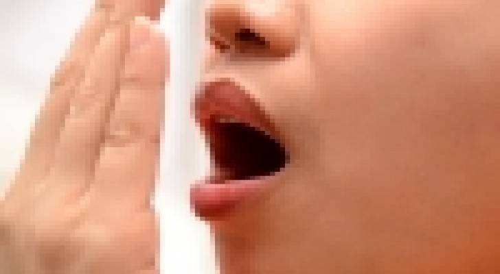 كيف تتخلص من رائحة الفم الكريهة؟