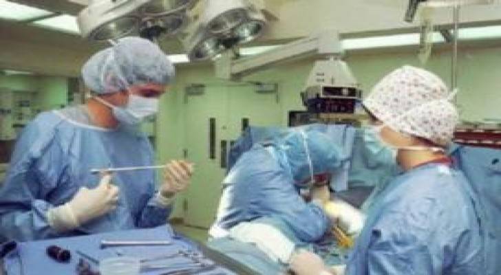 قوات الأمن الإيطالية تعتقل ممرضة يشتبه بقتلها 13 مريضا