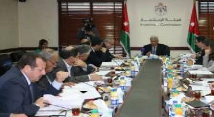 النسور يدعو لاتخاذ قرارات " حاسمة" لاستقطاب الاستثمار الأجنبي