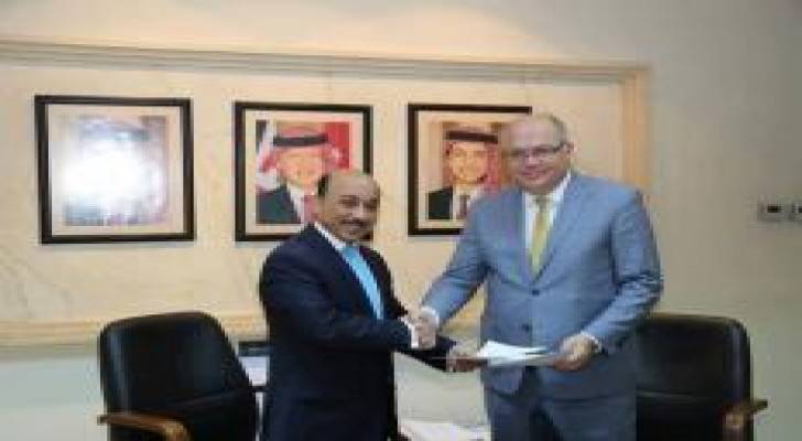 هلسه يلتقي نظيره وزير الاشغال الفلسطيني