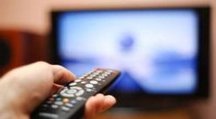 دراسة: التلفزيون يخسر مشاهديه أمام الإنترنت