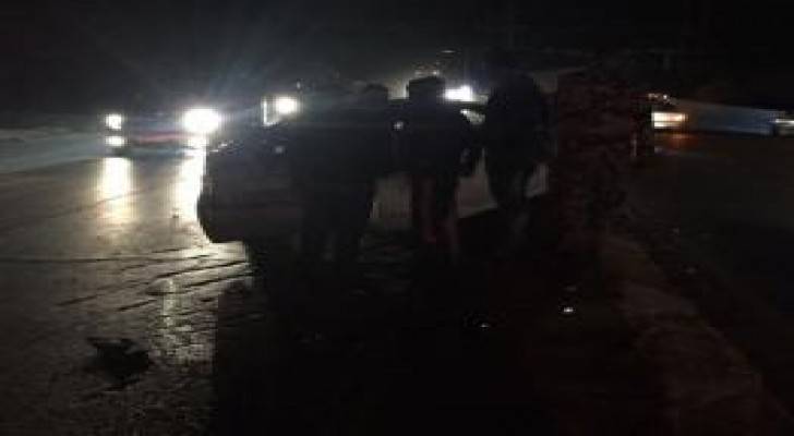 اصابة شخص اثر حادث على طريق البحر الميت ..صور