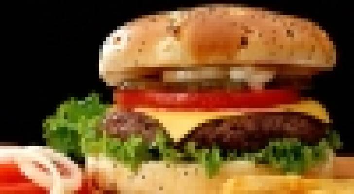 الوجبات السريعة تضاعف خطر السرطان والبقوليات وقاية