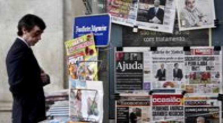 "صفعة" تجبر وزيرا على الاستقالة