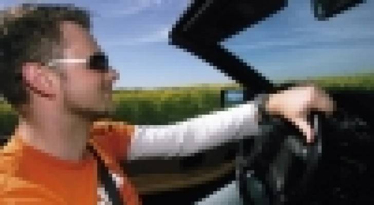 ما مواصفات النظارة الشمسية المناسبة للقيادة‬؟