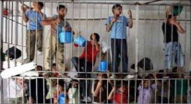 450 طفلا فلسطينيا معتقلا في سجون الاحتلال