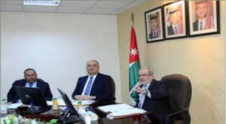 " الاوقاف " تحدد سعة الحافلات لنقل الحجاج بــ42 راكبا
