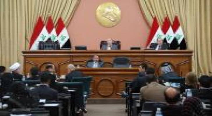 البرلمان العراقي يصوت على اقالة رئيسه ونائبيه