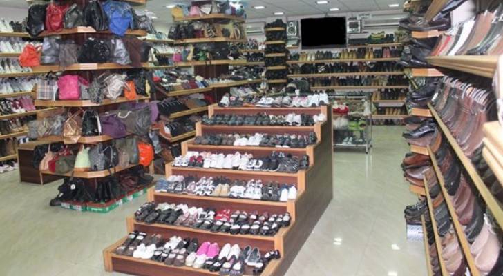 تراجع أسعار الألبسة والأحذية محليا