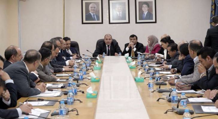 اللجنة القانونية النيابية تواصل مناقشة مشروع "التعديلات الدستورية"