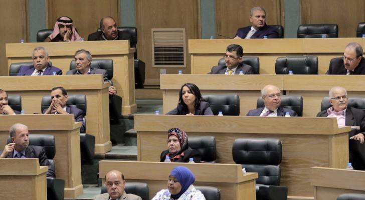 النواب يقر ازداوجية الجنسية للنواب والأعيان بعد إقرارها للوزراء