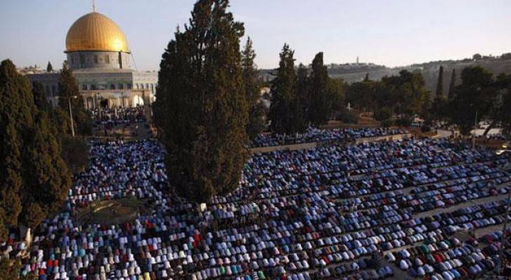 300 مصل من غزة في طريقهم إلى الاقصى