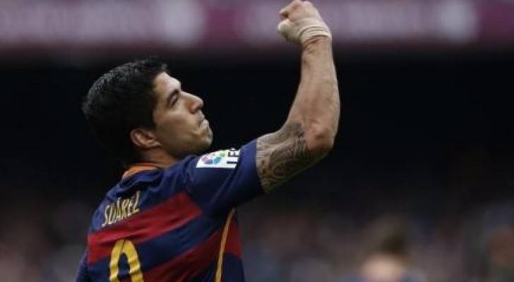 برشلونة يسحق إسبانيول ويقترب من لقب الدوري الإسباني