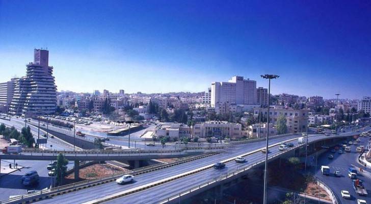 طقس الأربعاء: انخفاض قليل على الحرارة مع بقائها حول معدلاتها العامة
