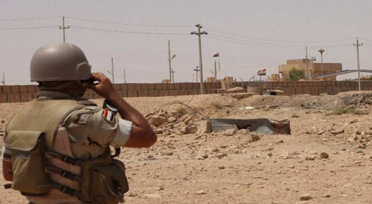 القوات العراقية تطهر طريق طريبيل من المتفجرات