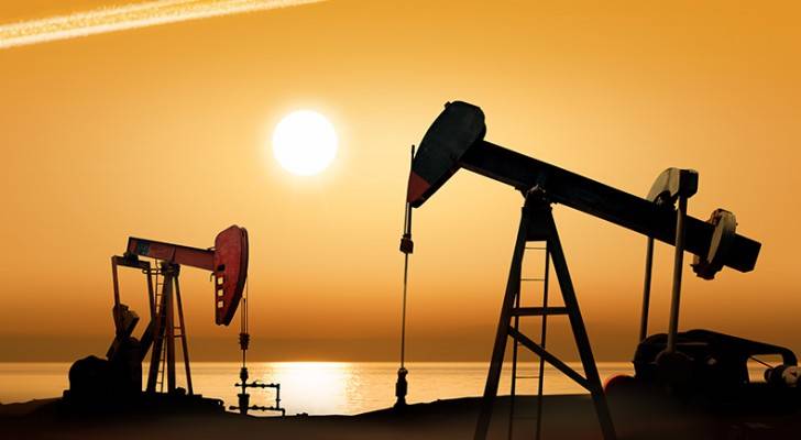 تراجع أسعار النفط بسبب ايران وتخمة المعروض