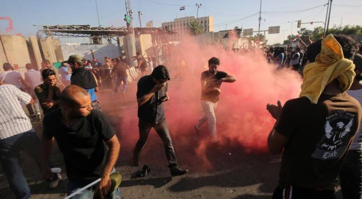 إطلاق الغاز المسيل للدموع على محتجين ببغداد