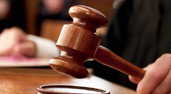 الحبس 55 عاما لرجل وزوجته أصدرا شيكات بلا رصيد