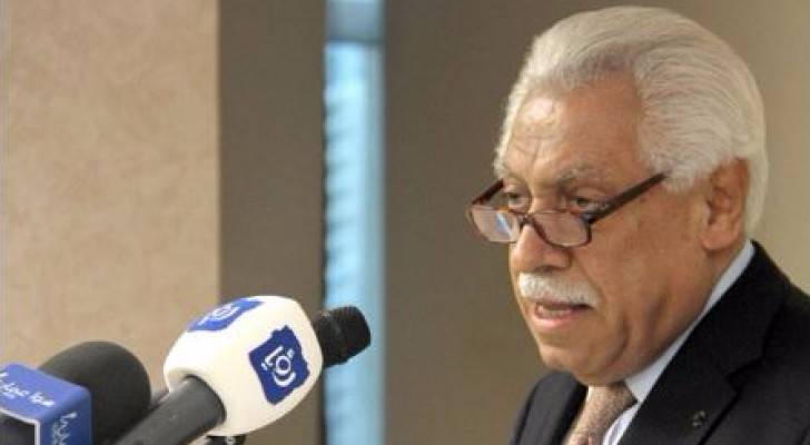 الامانة تقرر ايقاف حجب مكافأة إجازة الأمومة