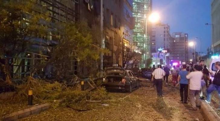 انفجار ضخم يضرب العاصمة اللبنانية بيروت ..صور