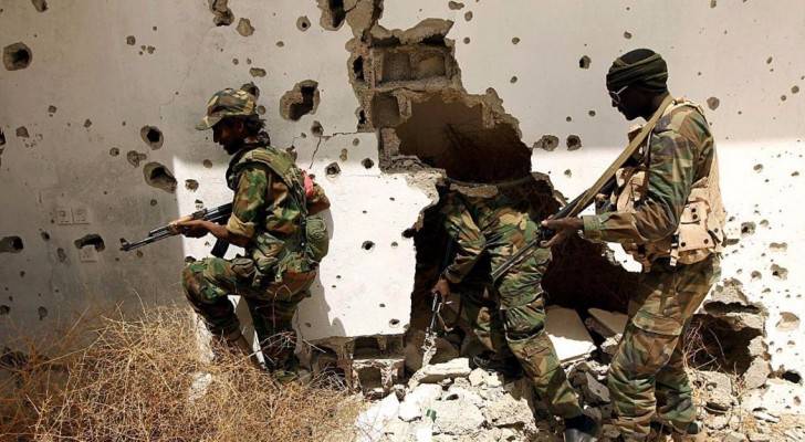 الجيش الليبي يهاجم آخر جيوب المتطرفين شرقي البلاد