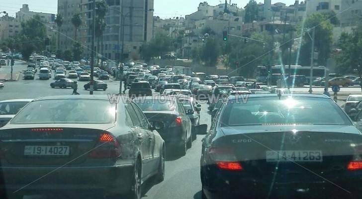 شوارع عمان الآن .. زحمة واختناقات مرورية
