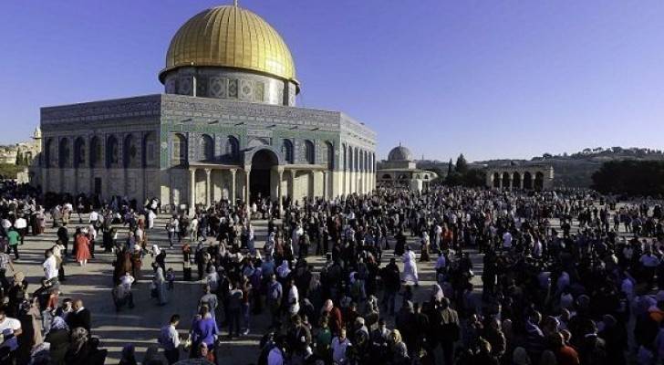 يديعوت أحرونوت: اسرائيل تسعى لافشال اقتراح فلسطيني- أردني ينفي علاقة اليهود بالاقصى