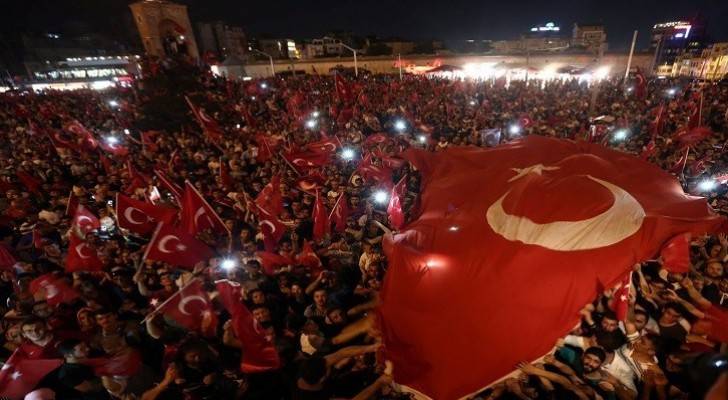 الخارجية تنتقد " جلد الذات ": نتابع أحوال نحو 20 ألف أردني بتركيا