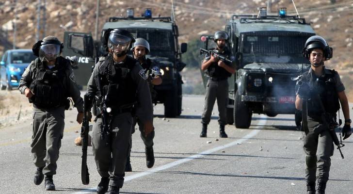 قوات الإحتلال تقتحم قرية بالقدس لهدم منازل
