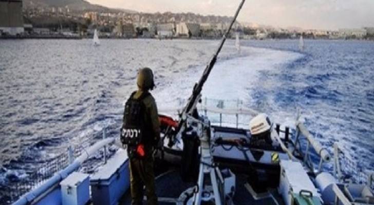 الاحتلال يعتقل صيادين شمال غزة
