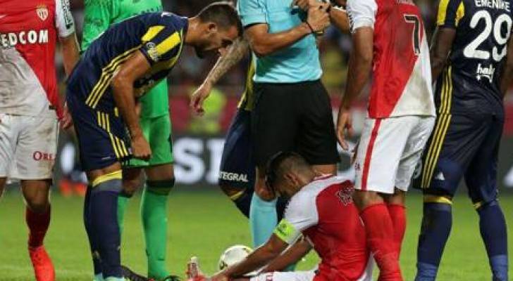 فالكاو يتعرض لانتكاسة جديدة