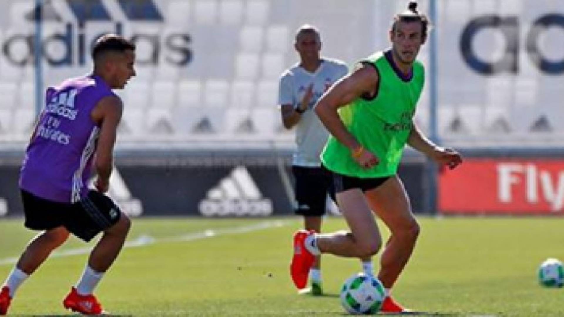 Image 1 from gallery