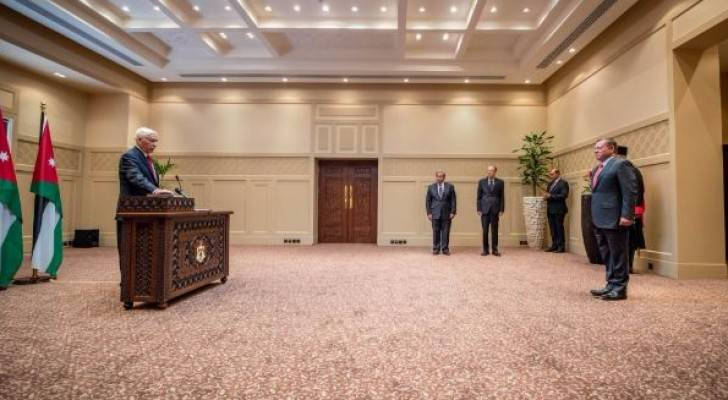 الذويب يؤدي اليمين الدستورية أمام جلالة الملك بتعيينه عضوا في المحكمة الدستورية