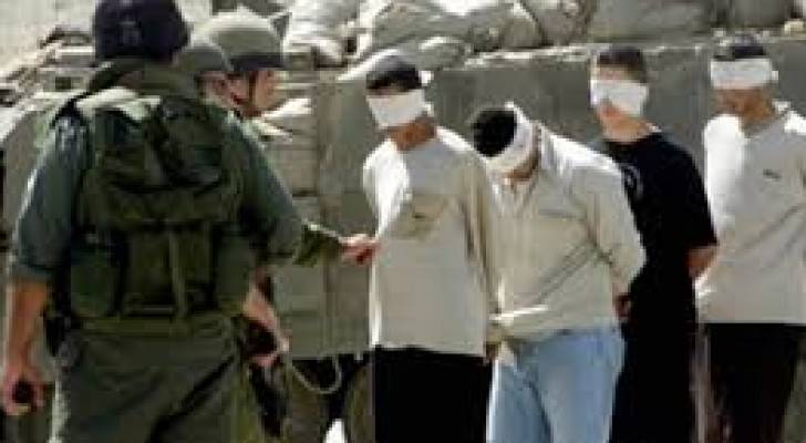 الاحتلال يعتقل 15 مواطنا بالضفة الغربية