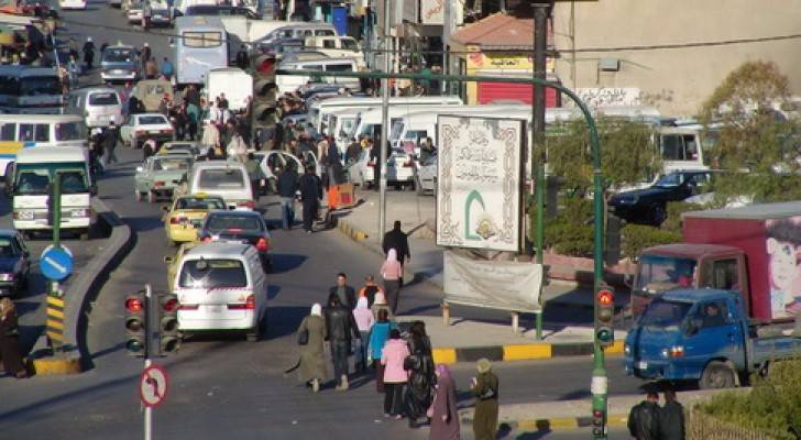 محافظ الزرقاء يتعهد بالقضاء على " البسطات "