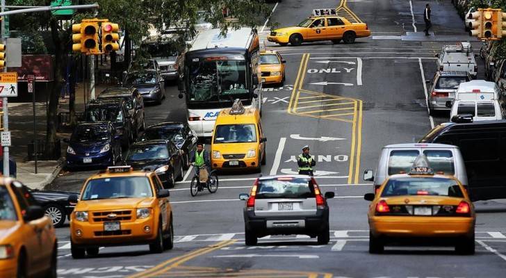 نيويورك تستبعد شرط "إجادة الإنجليزية" لسائقي التاكسي