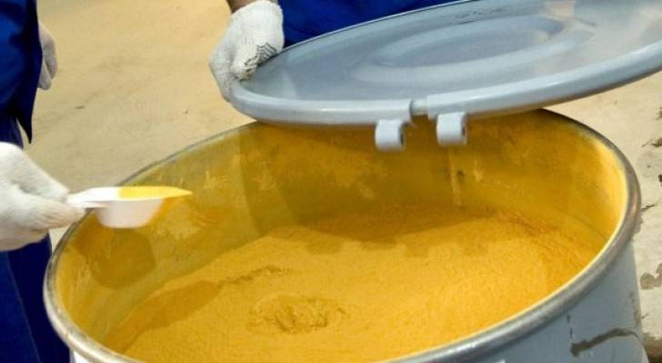 إنتاج الكعكة الصفراء في مختبرات هيئة الطاقة الذرية الأردنية