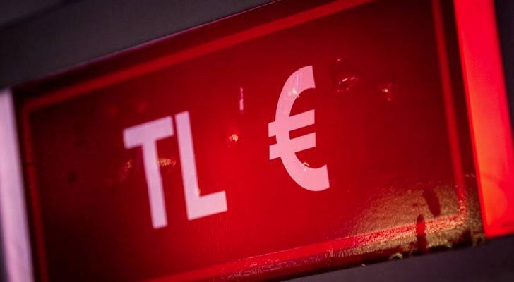 عملية جرابلس تهبط بالليرة والأسهم التركية